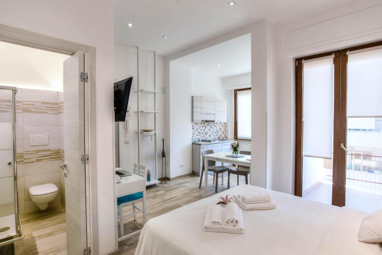 Appartamenti Luna E Sole โรม ภายนอก รูปภาพ