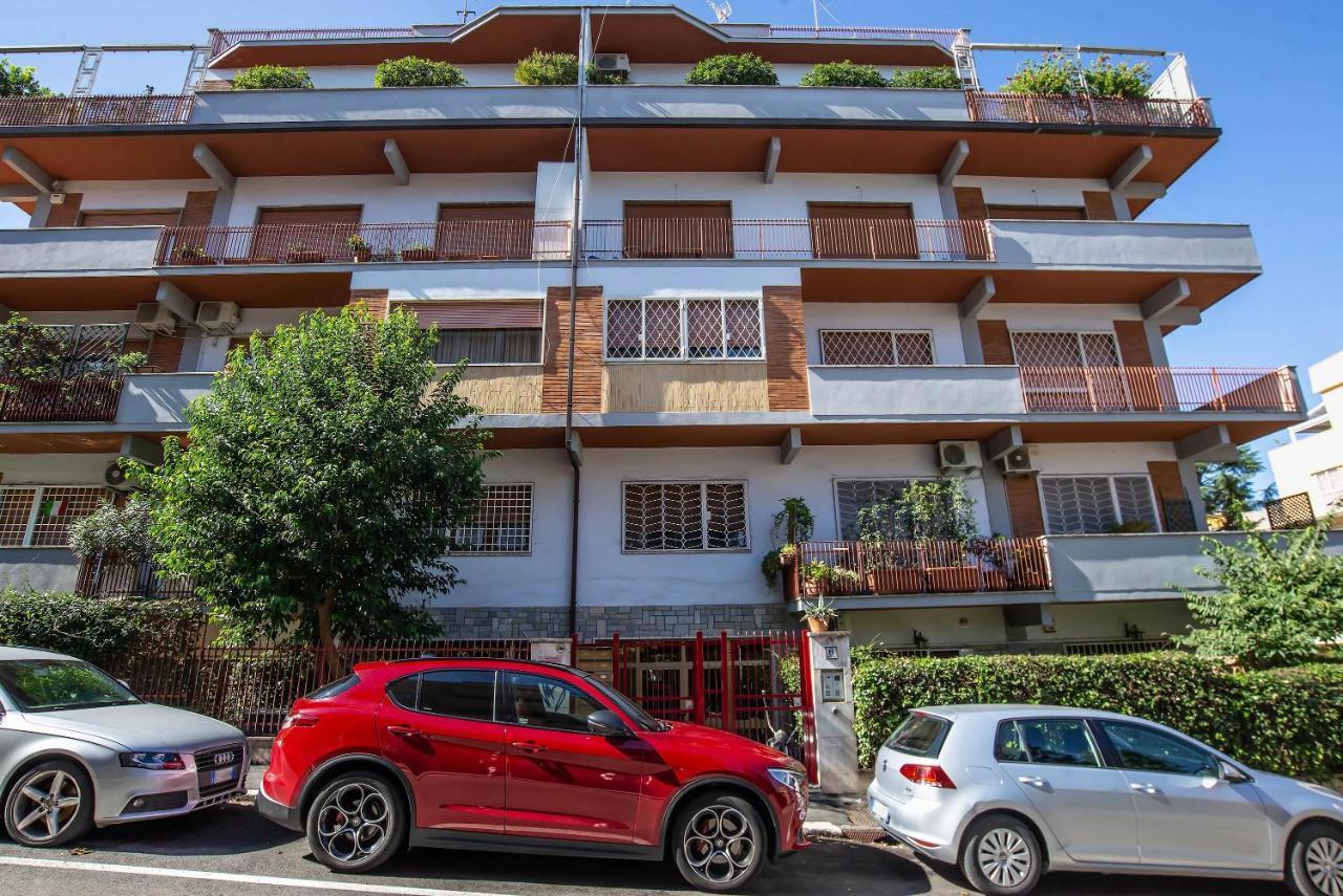 Appartamenti Luna E Sole โรม ภายนอก รูปภาพ