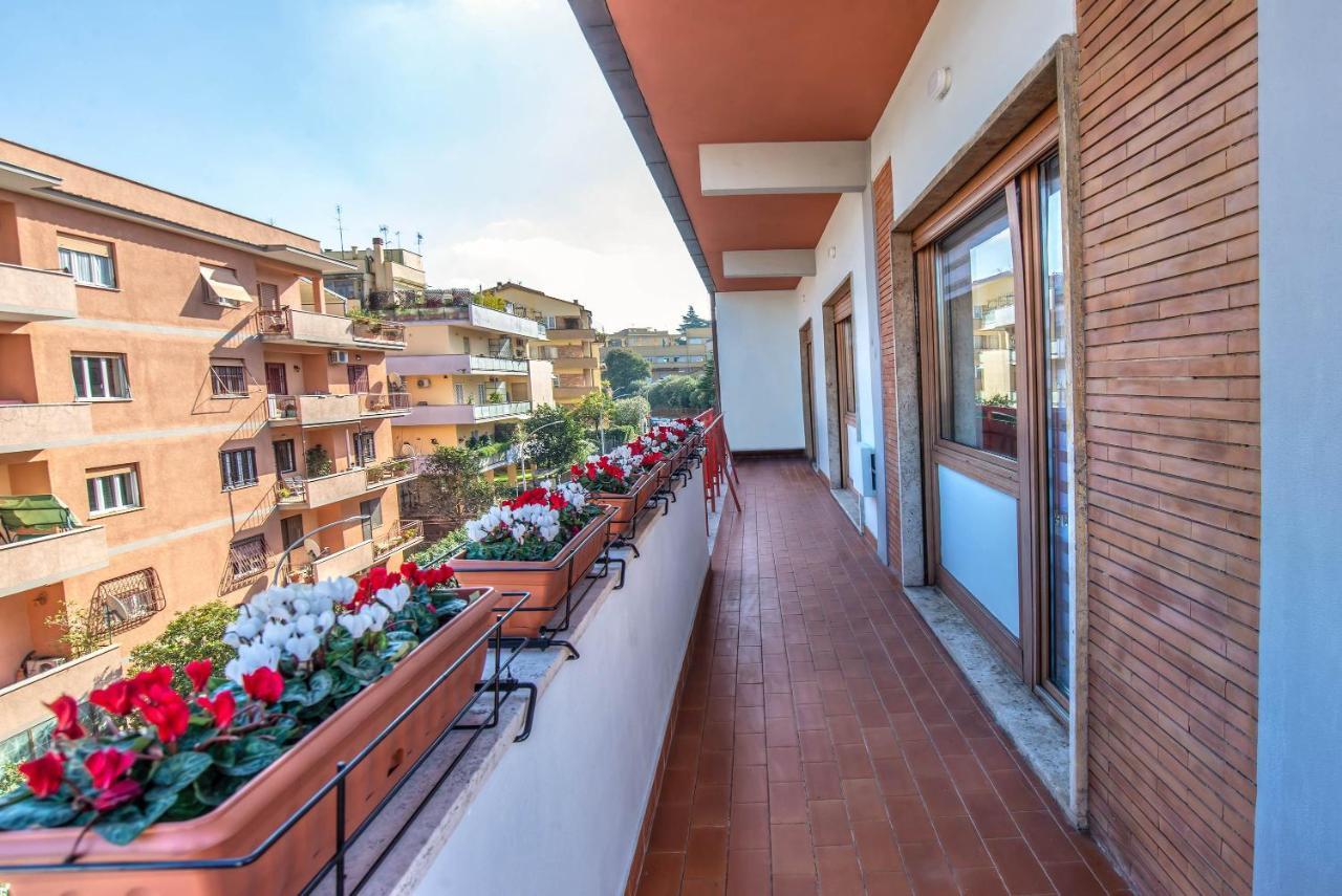 Appartamenti Luna E Sole โรม ภายนอก รูปภาพ