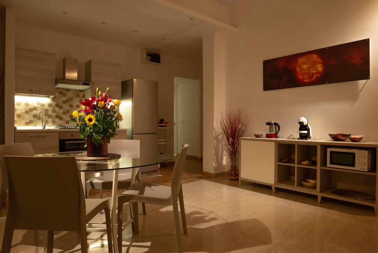 Appartamenti Luna E Sole โรม ภายนอก รูปภาพ